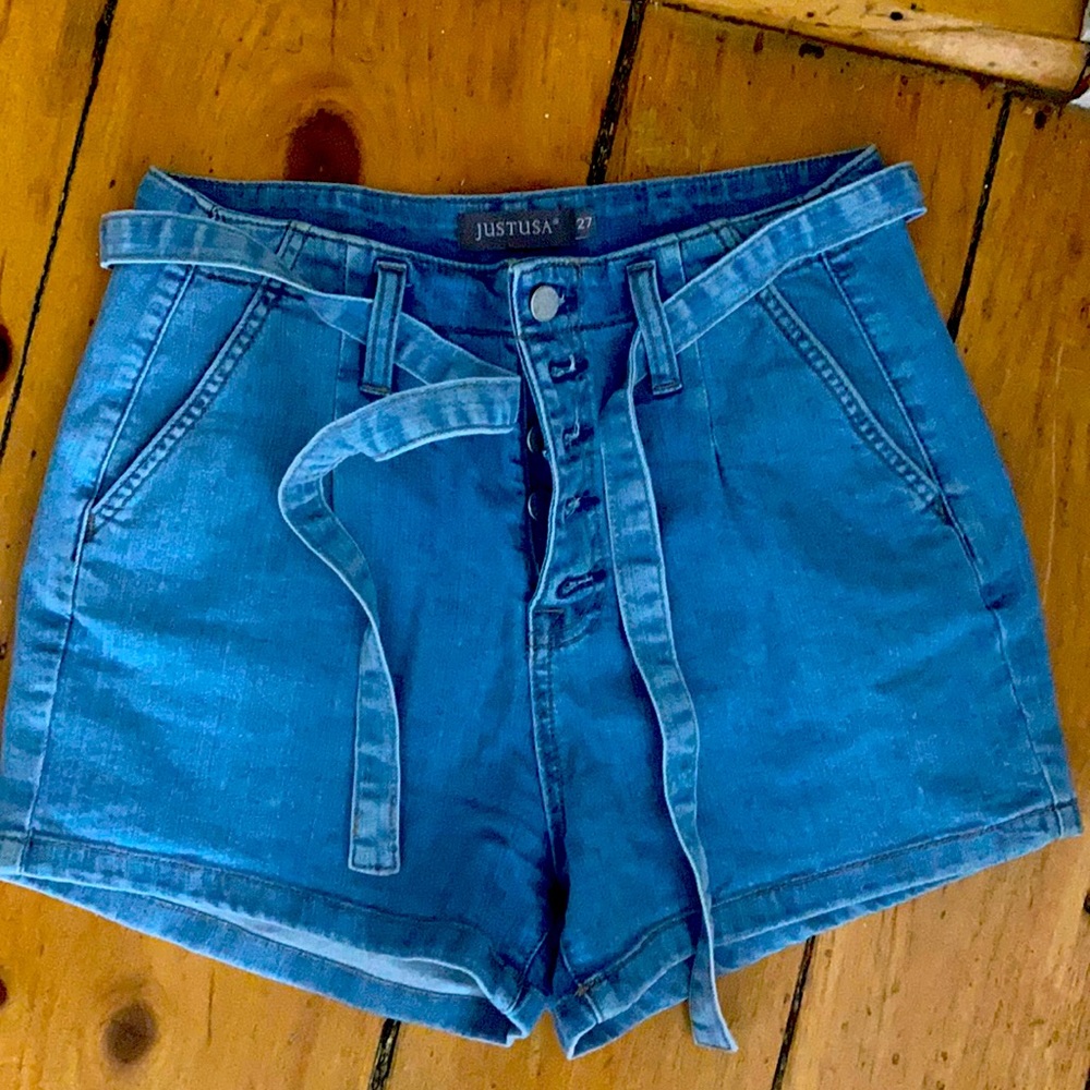 Just USA womens drawstring shorts 27